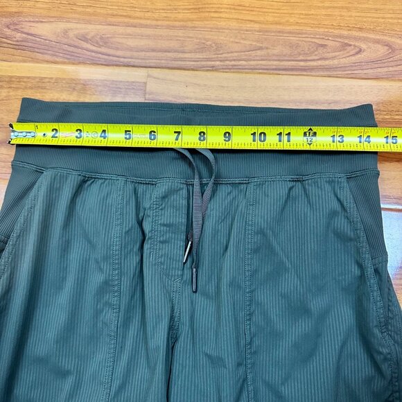 Lululemon Athletica Olive Green Joggers Womens 6 Athleisure Active Gym Running - Picture 7 of 14